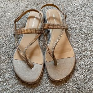 Solanz sandals Size 11